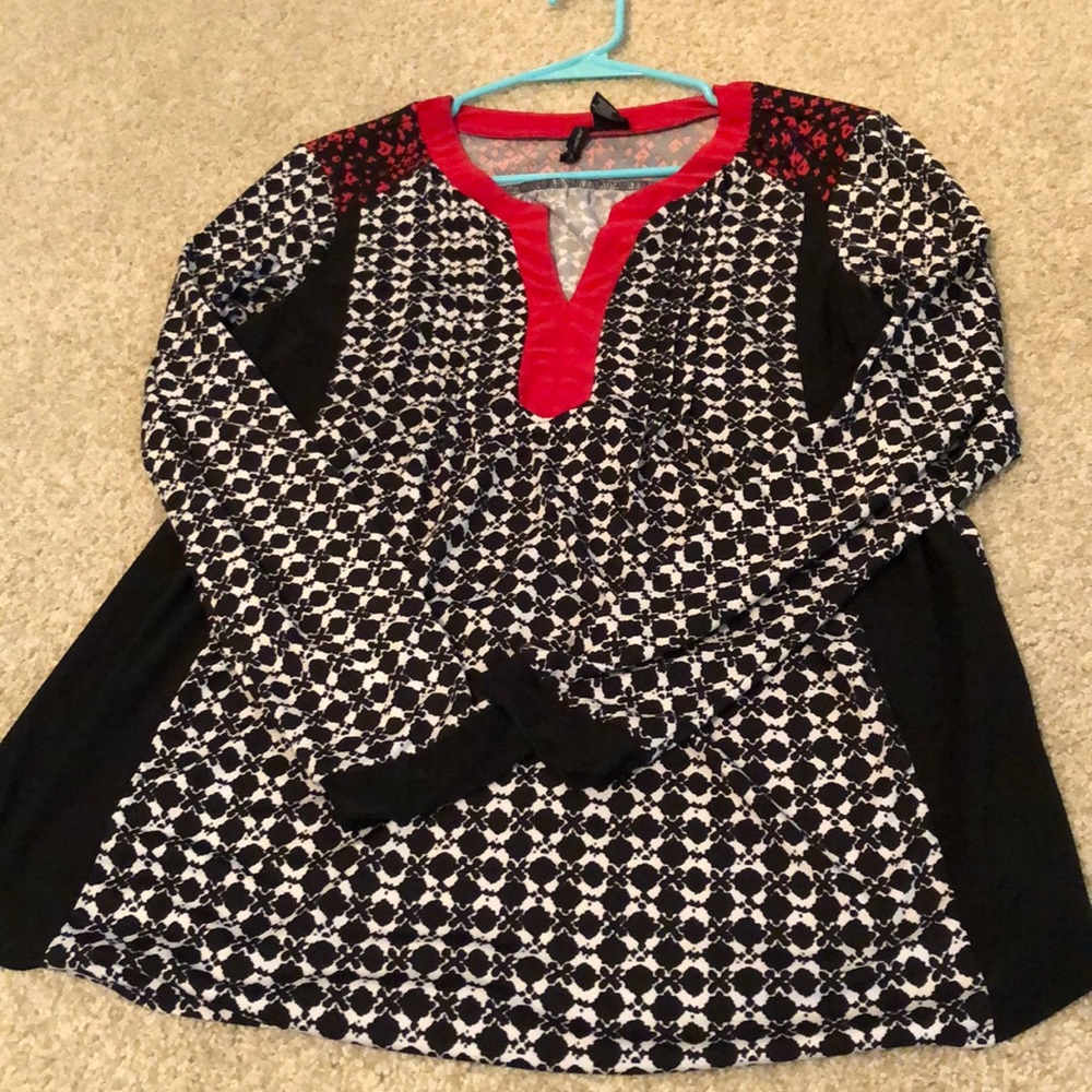 New direction tunic . - Picture 2 of 8